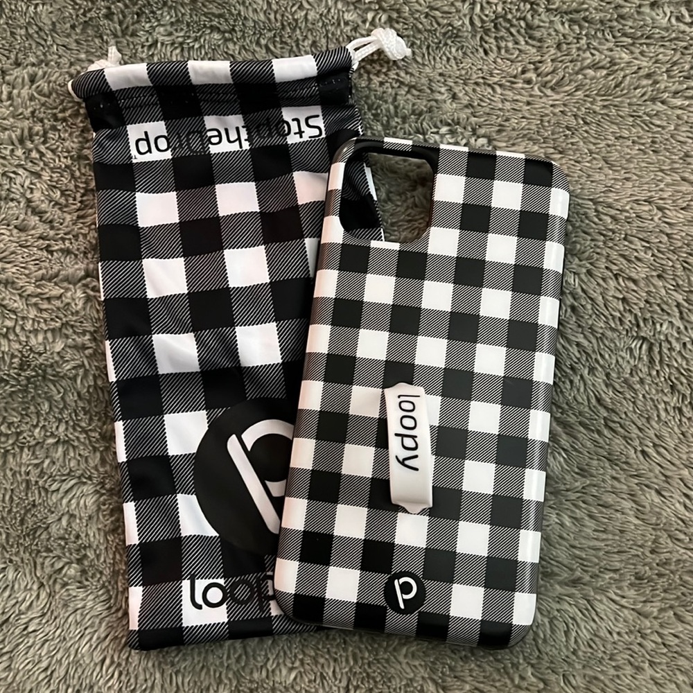 Loopy Case (Plaid for iPhone 11 ProMax)